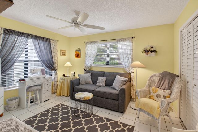 9825 Tabebuia Tree Drive A, Boynton Beach, FL 33436