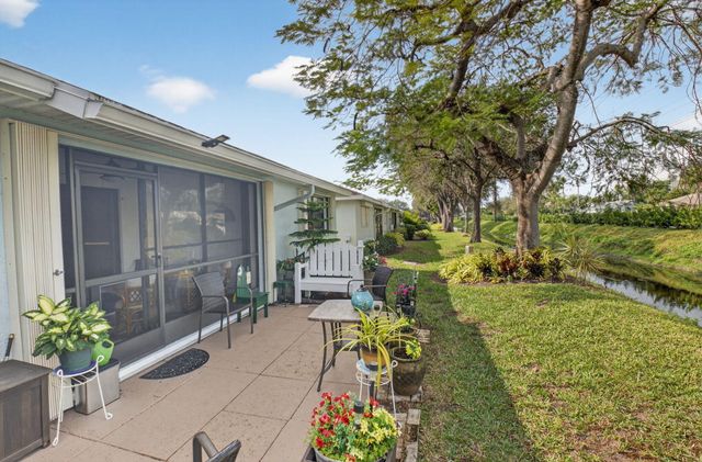 9825 Tabebuia Tree Drive A, Boynton Beach, FL 33436
