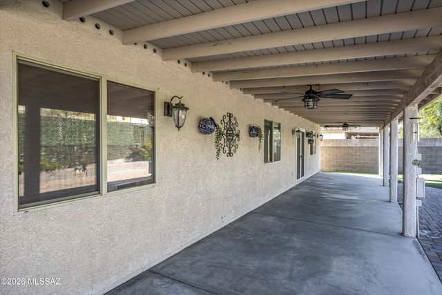 8165 E Smooth Sumac Lane, Tucson, AZ 85710