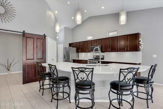 8165 E Smooth Sumac Lane, Tucson, AZ 85710