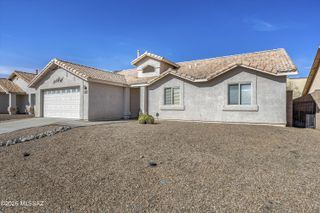 8165 E Smooth Sumac Lane, Tucson, AZ 85710