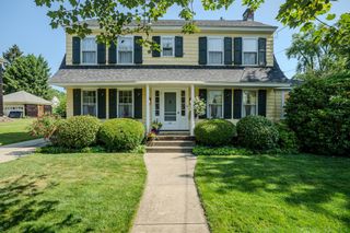 83 Riddell St, Greenfield, MA 01301