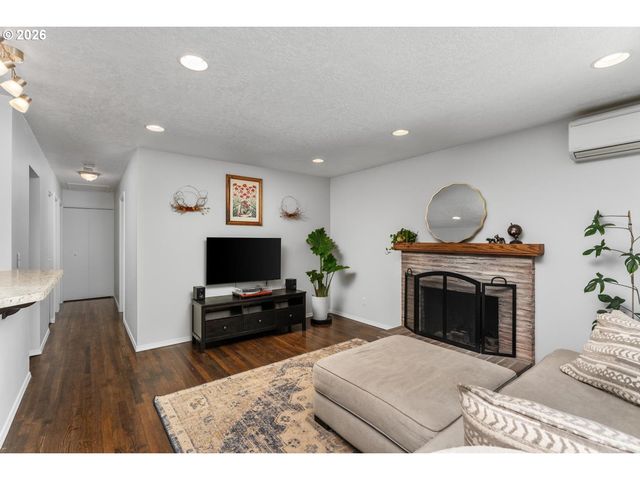 6625 Se 87TH Ave, Portland, OR 97266