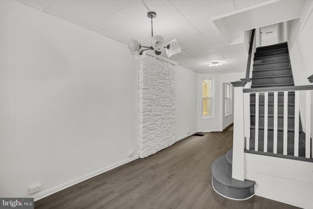 221 N 11TH ST, Reading, PA 19601