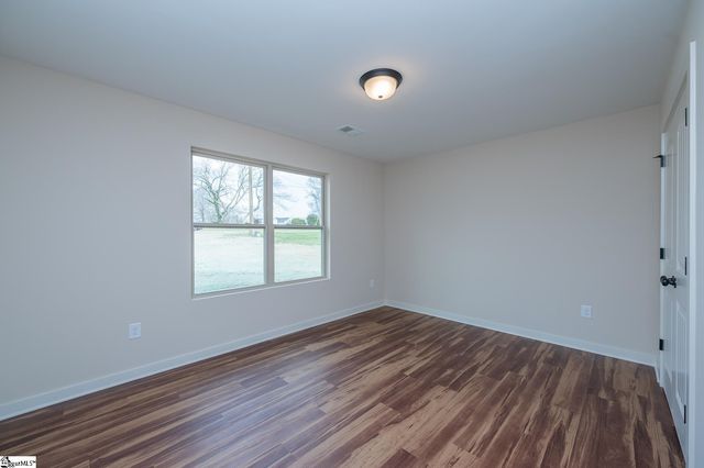 79 Simpson Creek Road, Laurens, SC 29360