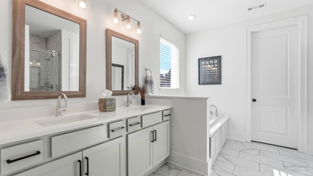 7068 Balcolm Ct, College Grove, TN 37046
