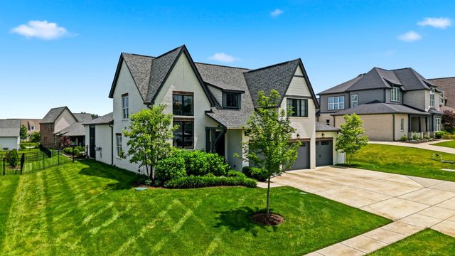 7068 Balcolm Ct, College Grove, TN 37046