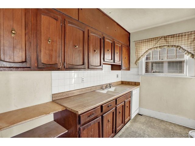 2451 N York St, Denver, CO 80205