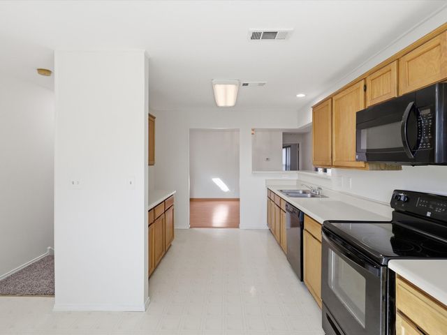 2931 Peninsula Way, Carrollton, TX 75007