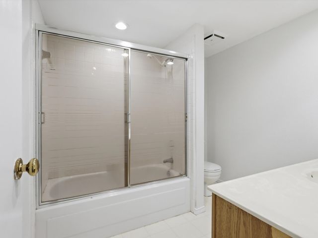 2931 Peninsula Way, Carrollton, TX 75007