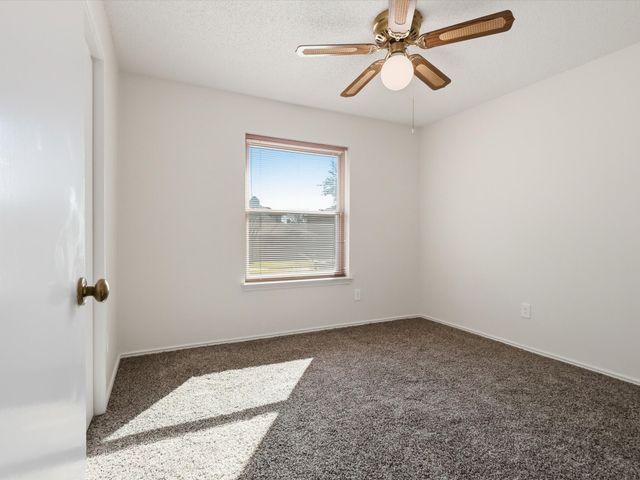 2931 Peninsula Way, Carrollton, TX 75007