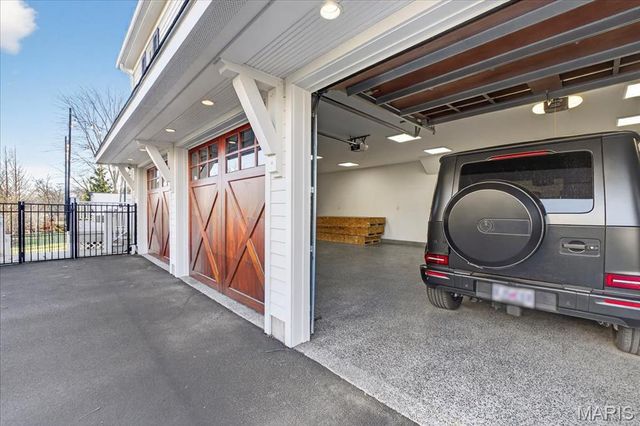 306 E Jefferson Avenue, St Louis, MO 63122