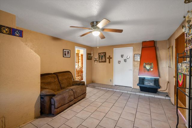 7011 Coors Boulevard SW, Albuquerque, NM 87121
