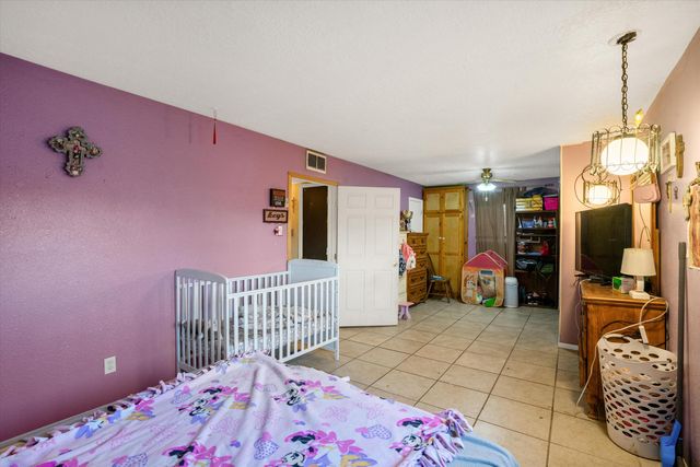 7011 Coors Boulevard SW, Albuquerque, NM 87121