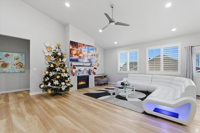 7457 S CUPRIC WAY, West Jordan, UT 84081