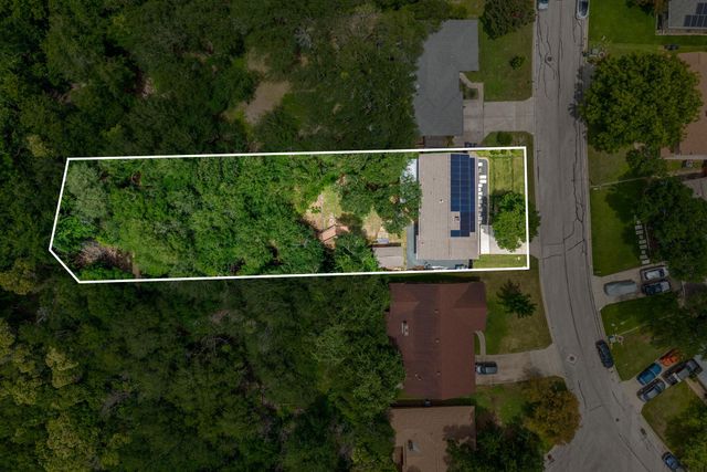 7202 Meadowood DR, Austin, TX 78723