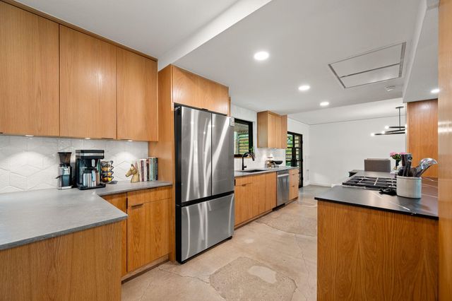 7202 Meadowood DR, Austin, TX 78723