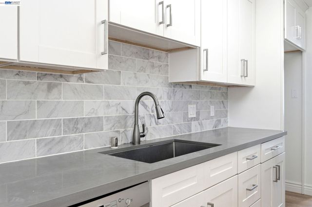 3228 Kerr St, Castro Valley, CA 94546