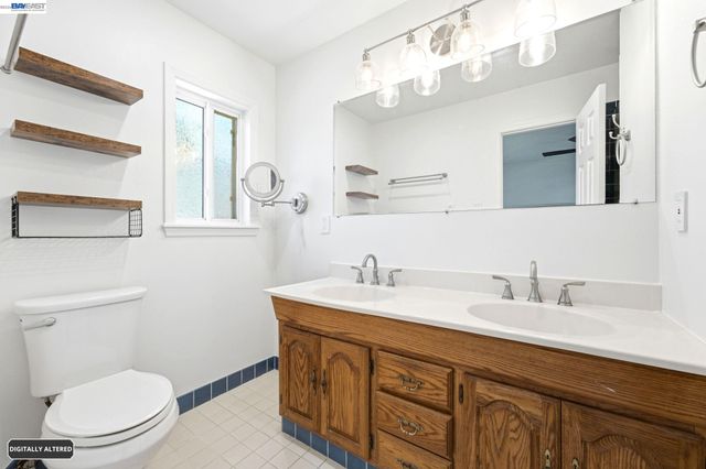 3228 Kerr St, Castro Valley, CA 94546