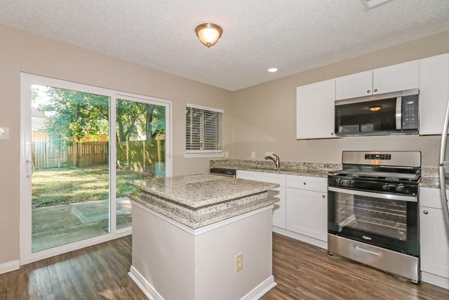 8454 Lake Crystal Drive, Houston, TX 77095