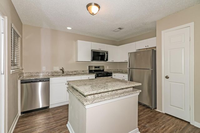 8454 Lake Crystal Drive, Houston, TX 77095