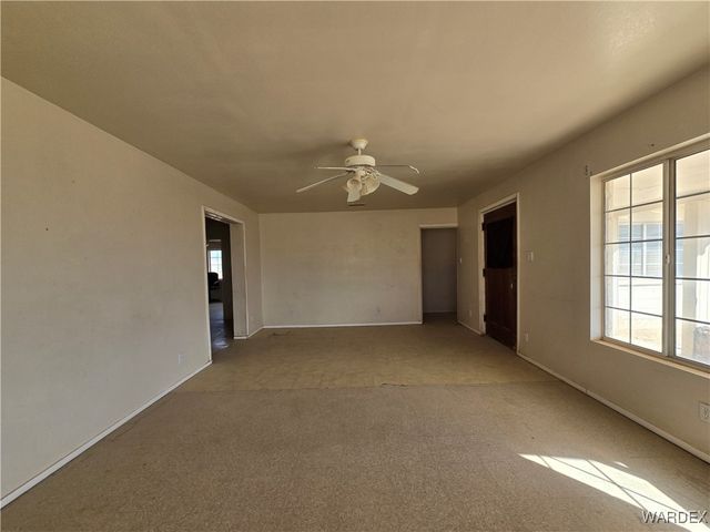 1417 S Canelo Road, Golden Valley, AZ 86413