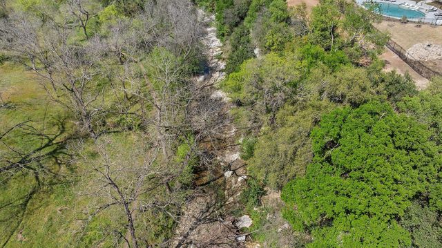 5304 Harvest LN, Austin, TX 78745