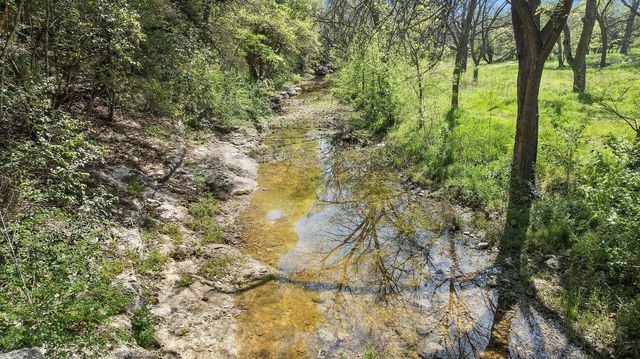 5304 Harvest LN, Austin, TX 78745