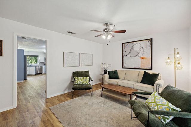 5304 Harvest LN, Austin, TX 78745