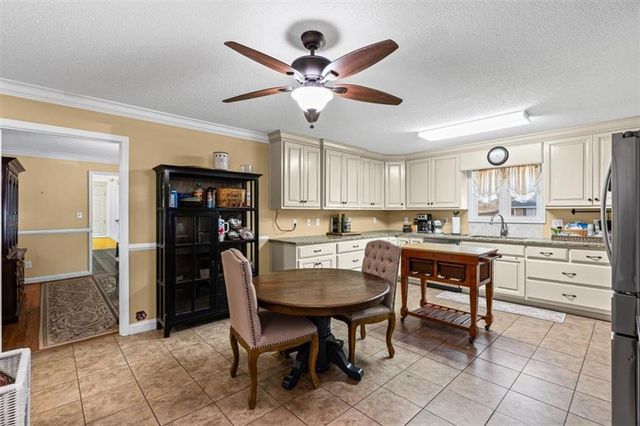 11 Paige Street, Cartersville, GA 30121