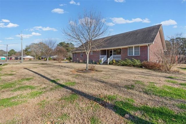 11 Paige Street, Cartersville, GA 30121