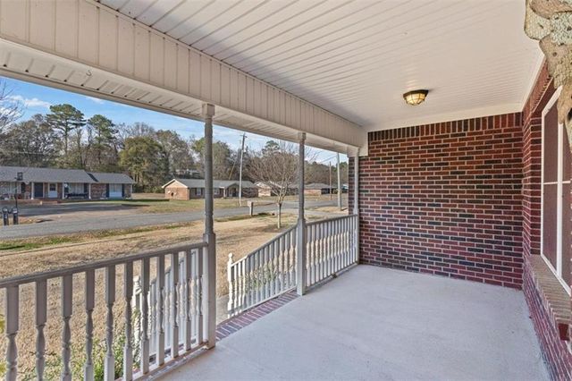 11 Paige Street, Cartersville, GA 30121