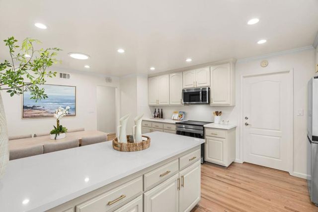 5177 Englewood Drive, San Jose, CA 95129