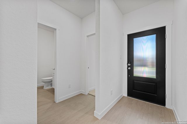 31952 Ambrose St, Bulverde, TX 78163