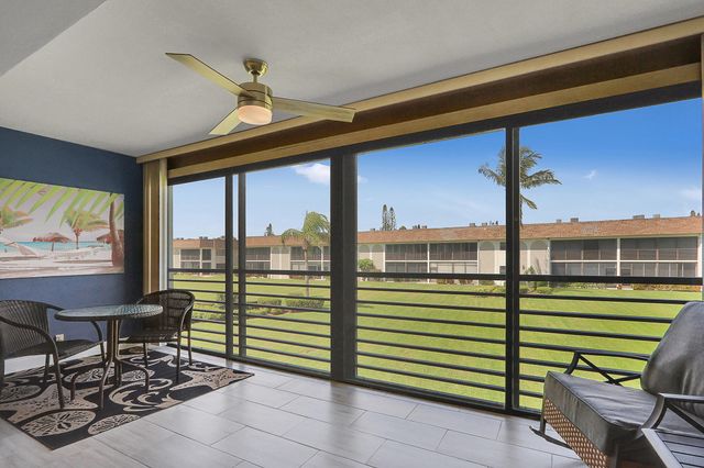 755 Saturn Street E204, Jupiter, FL 33477