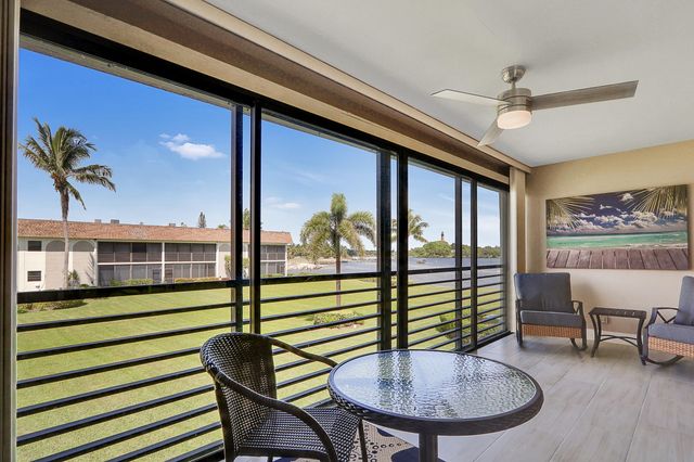 755 Saturn Street E204, Jupiter, FL 33477