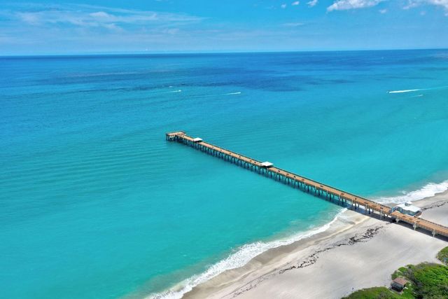 755 Saturn Street E204, Jupiter, FL 33477