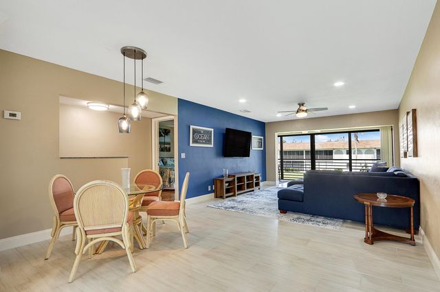 755 Saturn Street E204, Jupiter, FL 33477