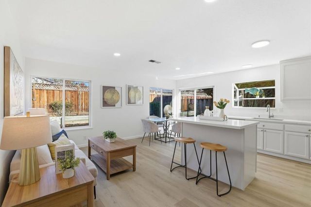 7085 Via Pacifica, San Jose, CA 95139