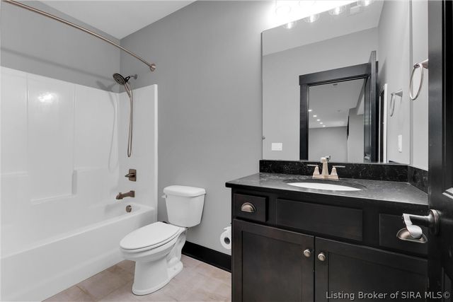 6325 Cliff Drive, Jeffersonville, IN 47130