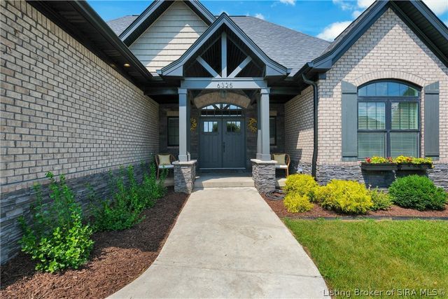 6325 Cliff Drive, Jeffersonville, IN 47130
