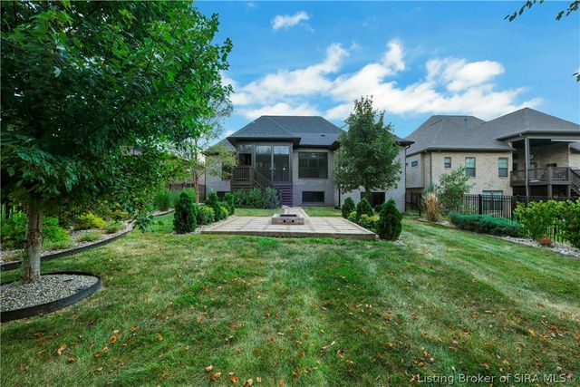 6325 Cliff Drive, Jeffersonville, IN 47130
