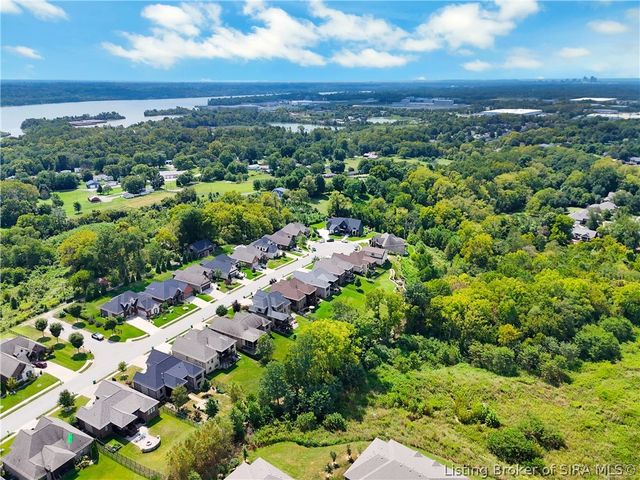 6325 Cliff Drive, Jeffersonville, IN 47130