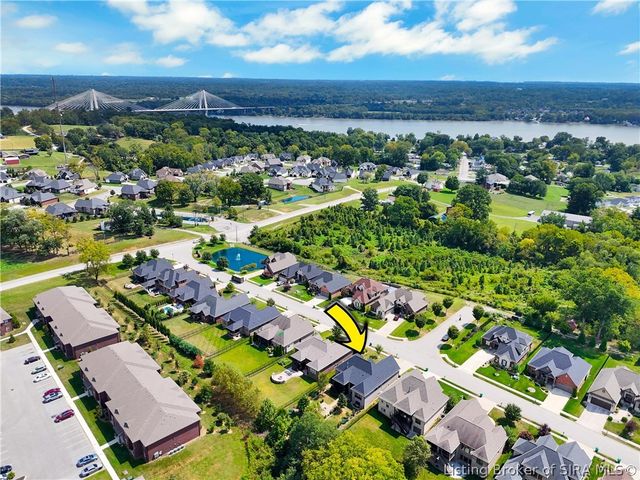6325 Cliff Drive, Jeffersonville, IN 47130