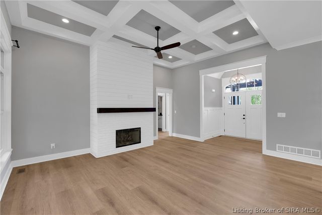 6325 Cliff Drive, Jeffersonville, IN 47130