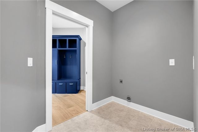 6325 Cliff Drive, Jeffersonville, IN 47130