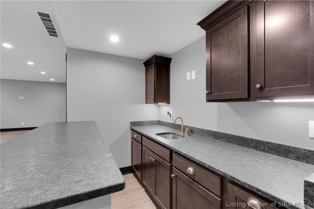6325 Cliff Drive, Jeffersonville, IN 47130