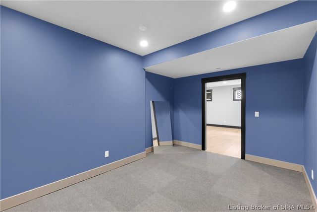 6325 Cliff Drive, Jeffersonville, IN 47130