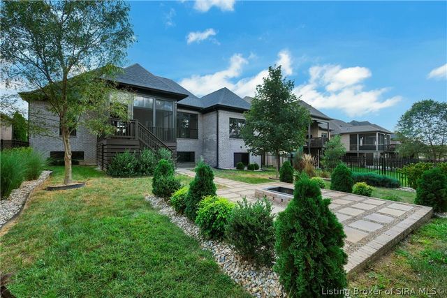 6325 Cliff Drive, Jeffersonville, IN 47130