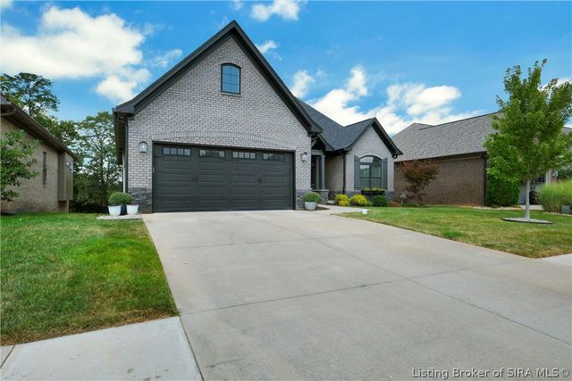6325 Cliff Drive, Jeffersonville, IN 47130